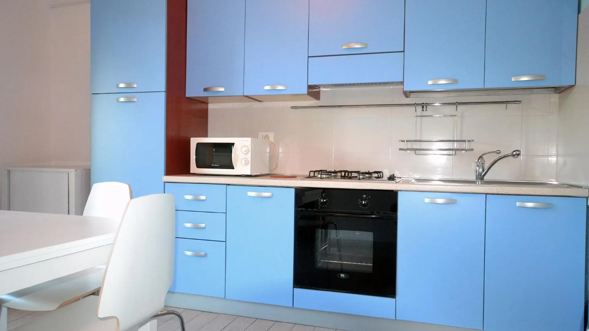 Sit Apartments Lido delle Nazioni 0*,