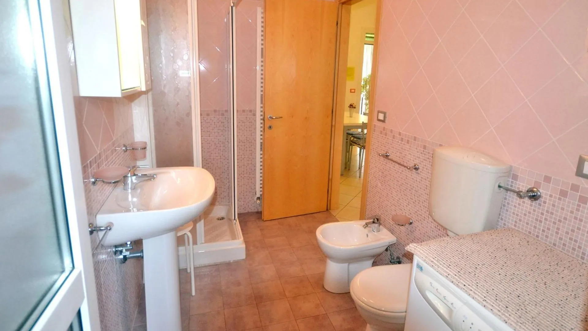 Sit Apartments Lido delle Nazioni 0*,